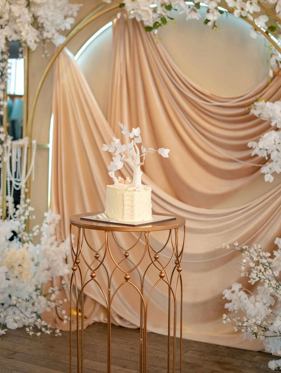 Mirror Interior Design